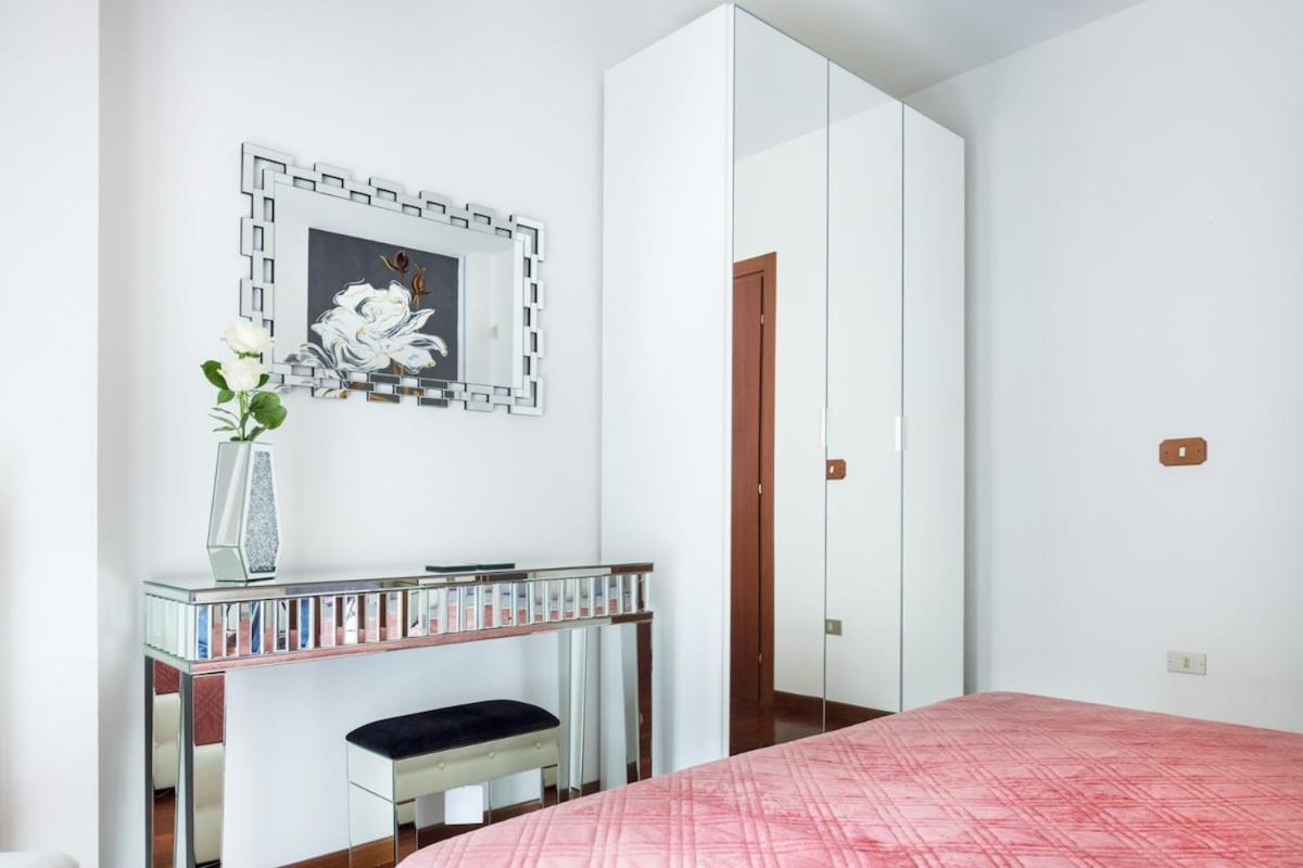 Casa Louise - Appartamento Don Bedetti Bologna Exterior photo